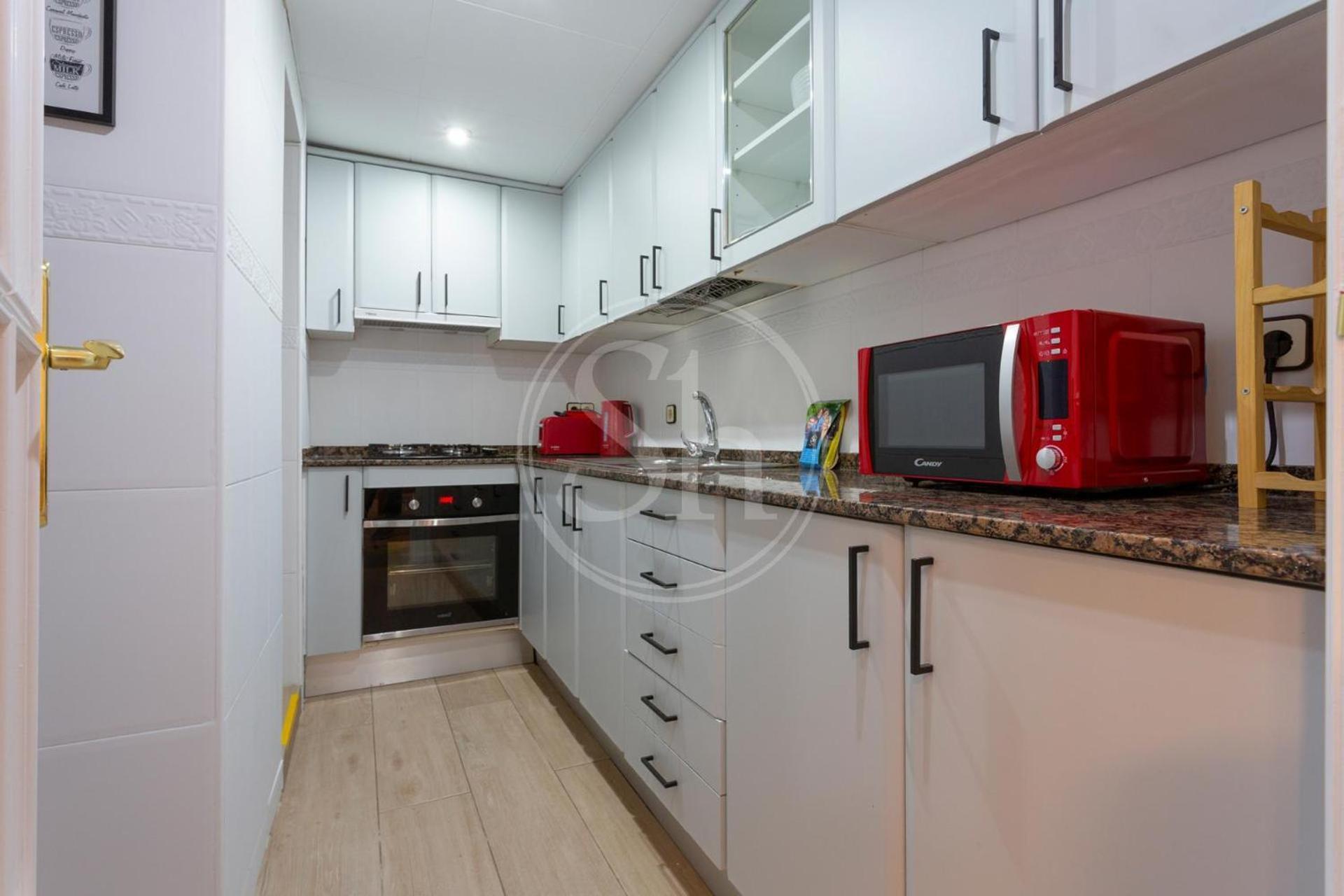 Practico Apartamento Cerca De Estacion De Sants 바르셀로나 외부 사진