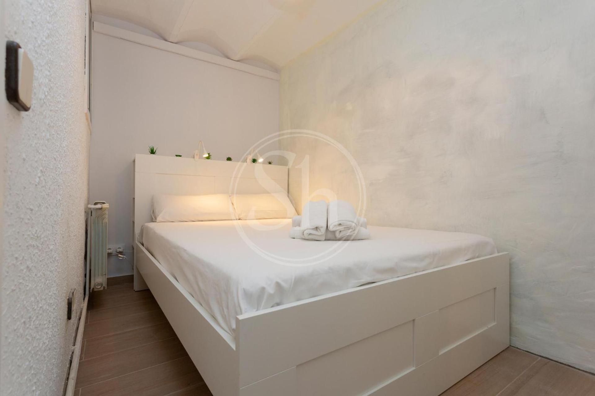 Practico Apartamento Cerca De Estacion De Sants 바르셀로나 외부 사진